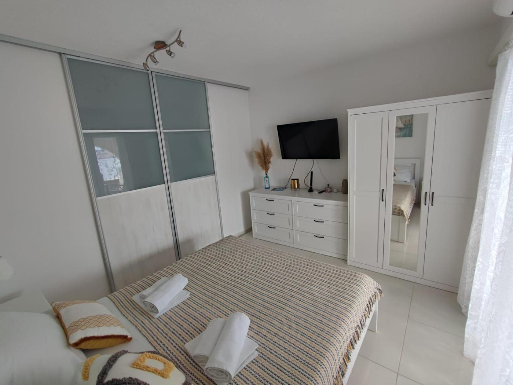 Apartments Marecic Karlobag Extérieur photo